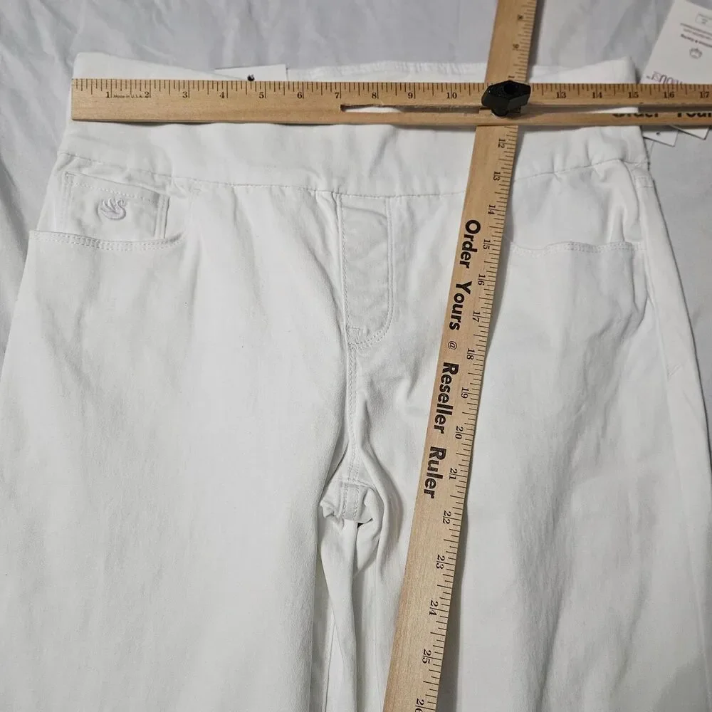 Gloria Vanderbilt Amanda Capri Vintage White Size 6 Cotton Blend Stretch